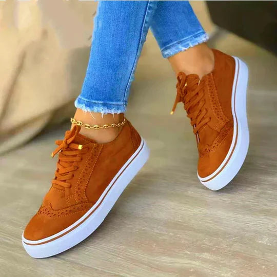 Comfortabele Suède Sneakers Voor Dames Met Vetersluiting