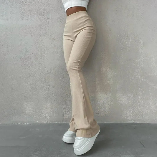 Comfortabele zachte dames broek met elegant getailleerd silhouet