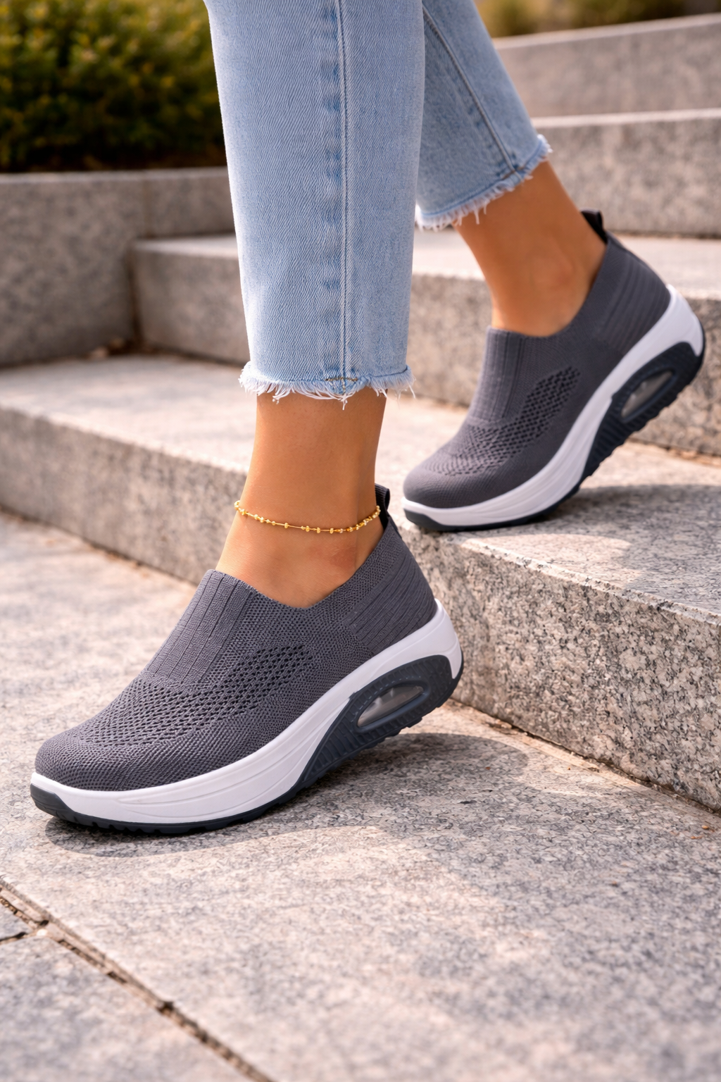 Dames Slip On Sneakers Met Verhoogde Zool En Air Cushion