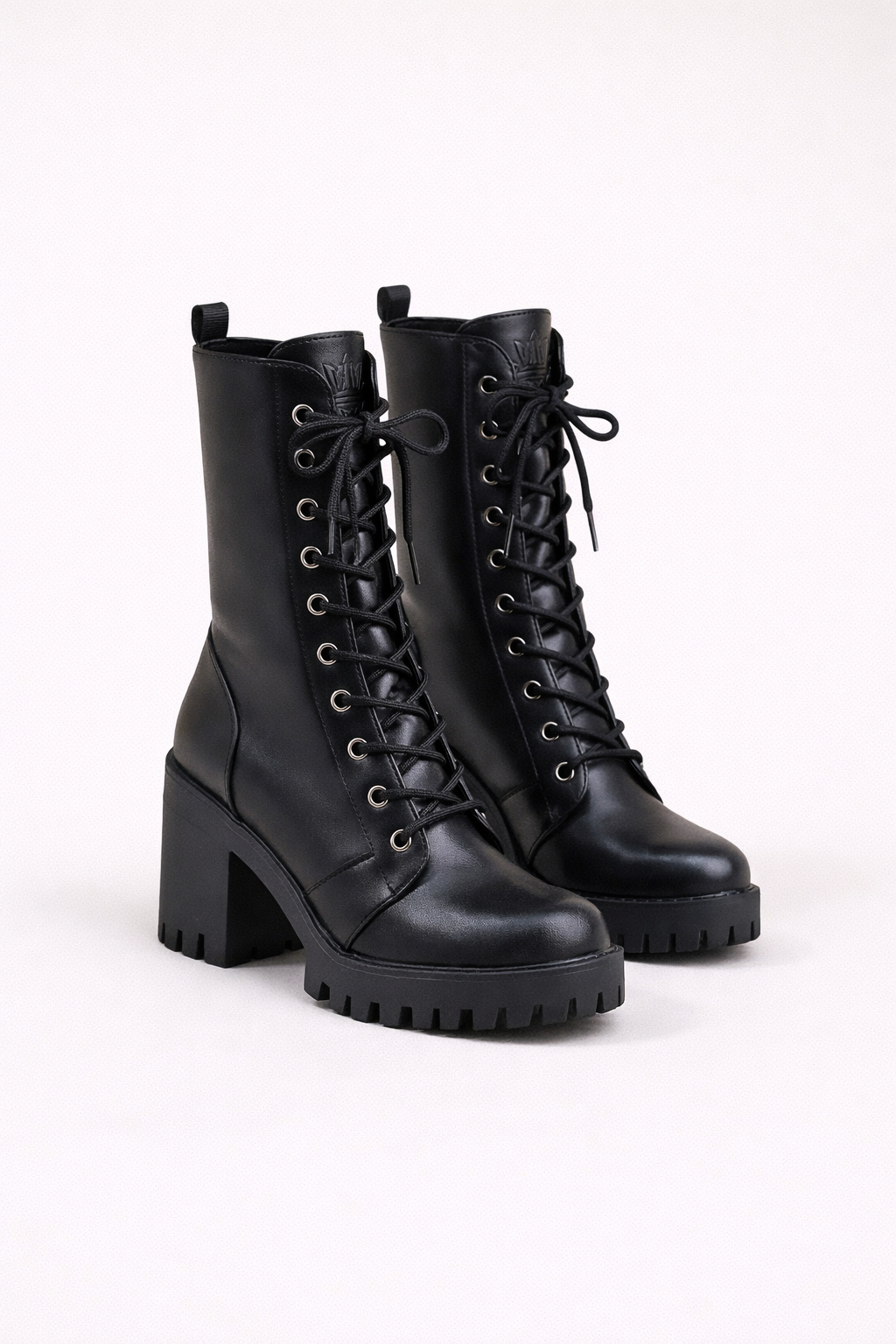 Trendy Dames Zwarte Combat Knielaarzen met Veters en Chunky Hak