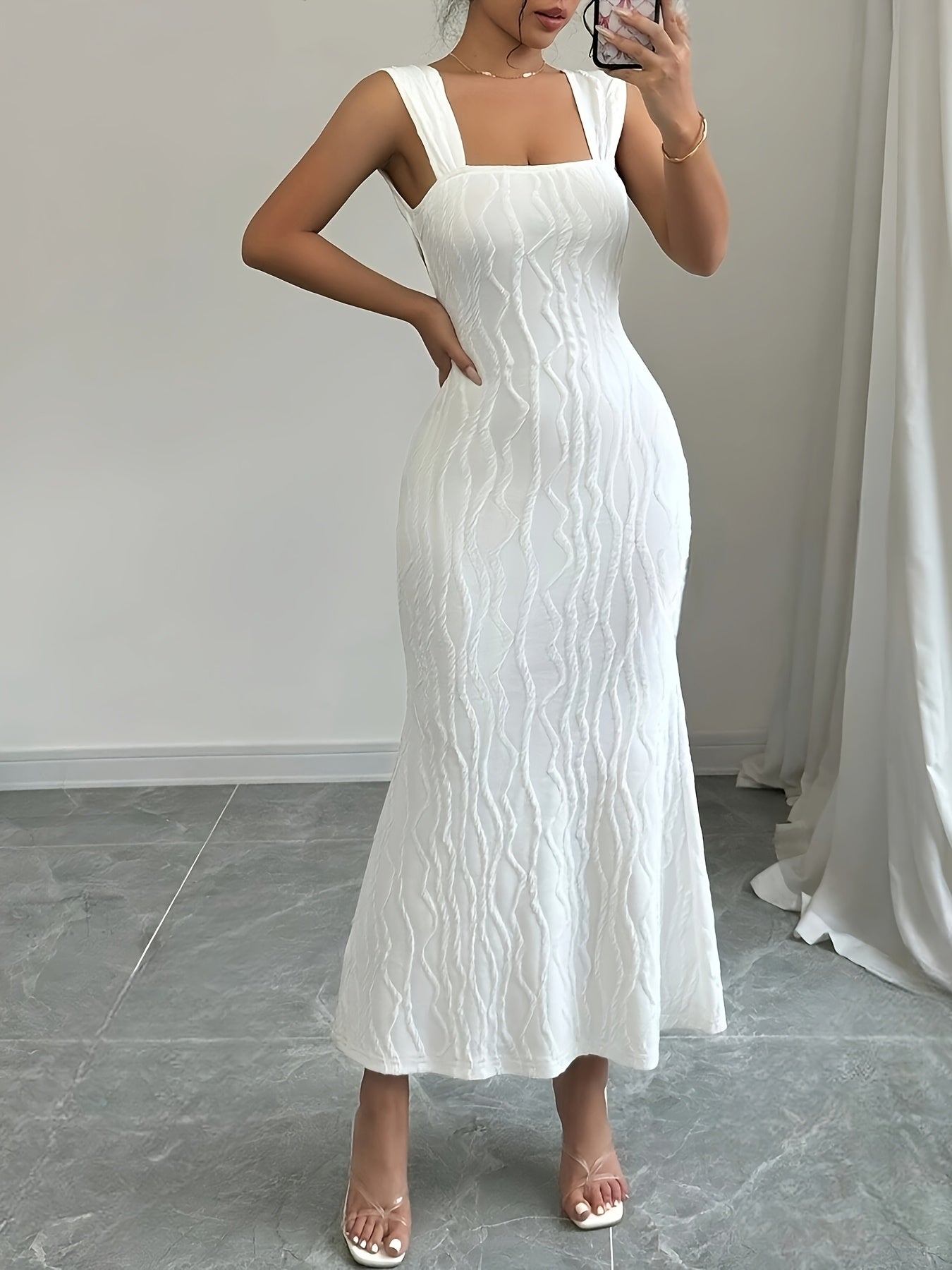 Agostina | Elegante Maxi Jurk met Textuurdetails