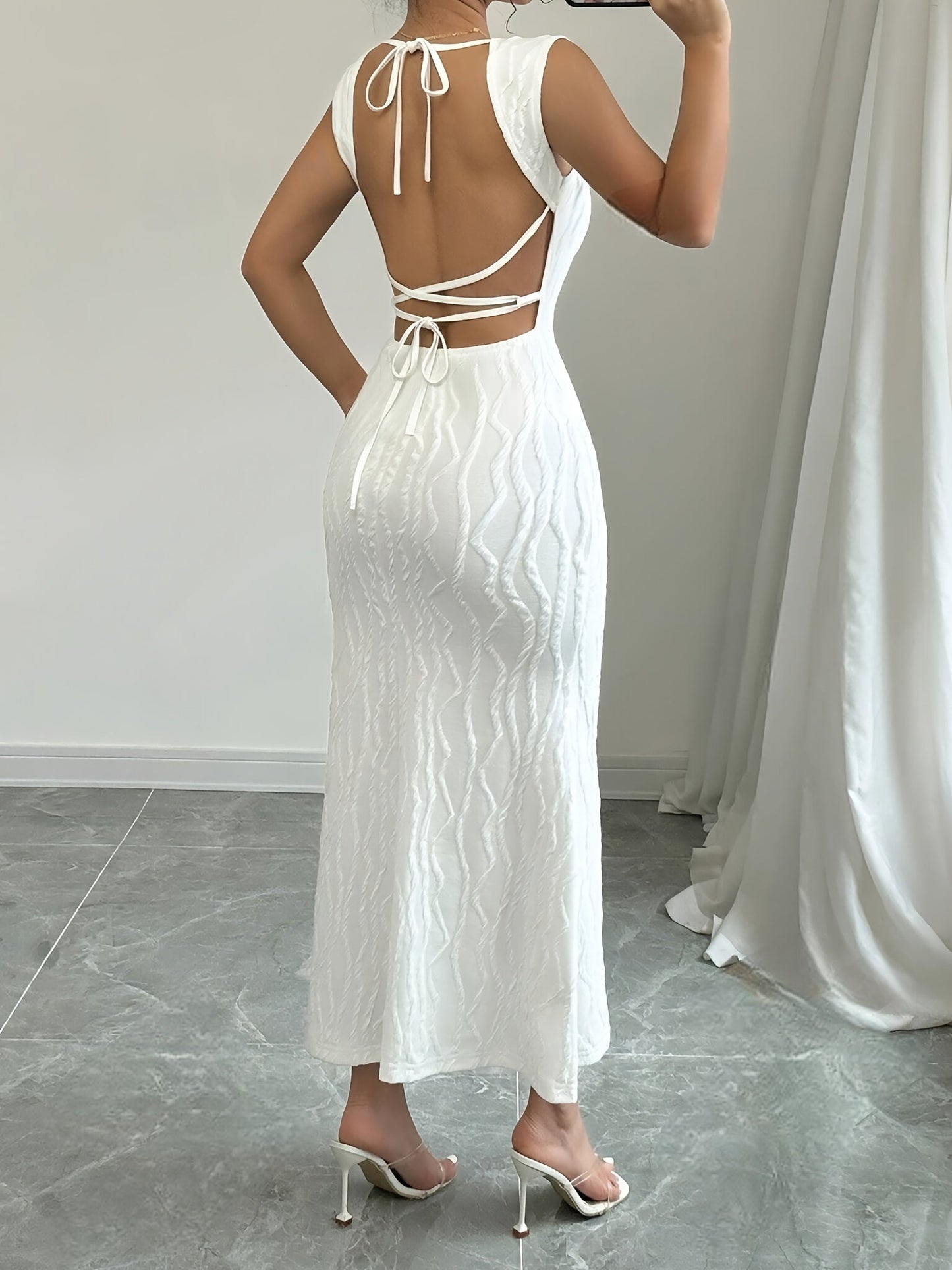 Agostina | Elegante Maxi Jurk met Textuurdetails