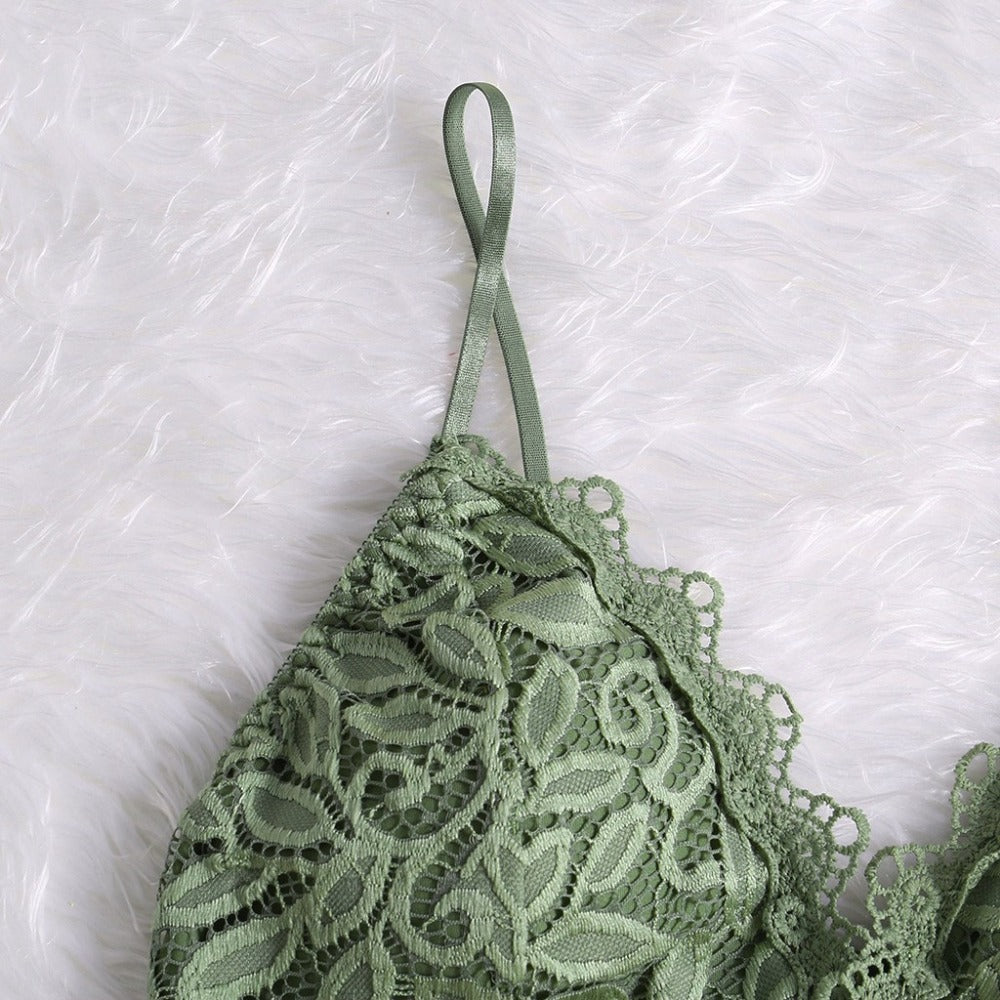 Cecilia | Lace Crop Top