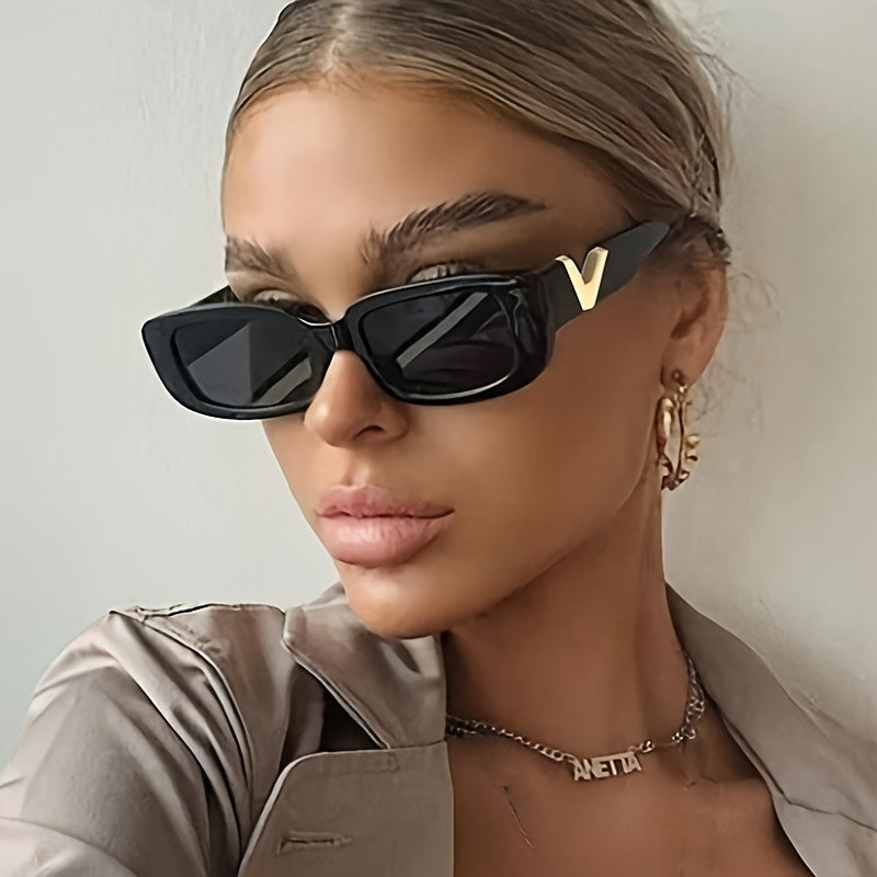 Macella | Retro Rectangular Sunglasses with Tortoise Frame