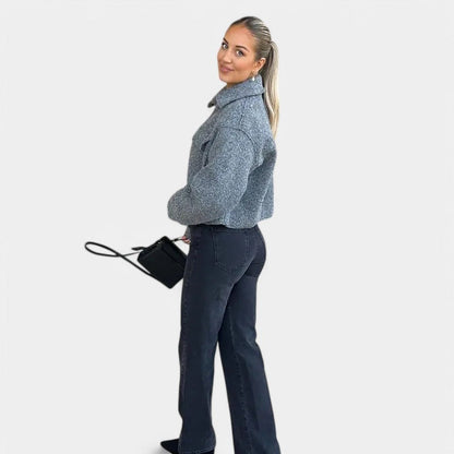 Oversized chique dames wollen jas met korte pasvorm en zakdetails