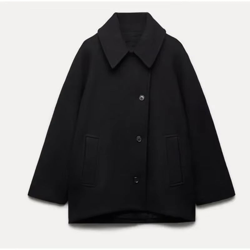Lichte oversized dames wollen jas met knoopsluiting