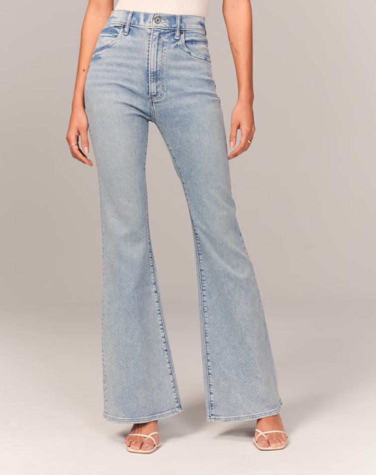 Fenna | Shaping Flared Jeans