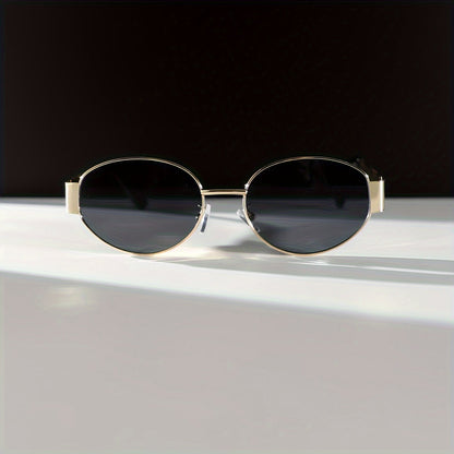 Majella | Minimalistische Ovale Zonnebril met Gouden Frame