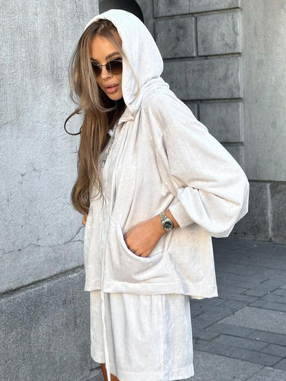 Soft Gray Oversized Women's Loungewear Set with Hoodie and Shorts