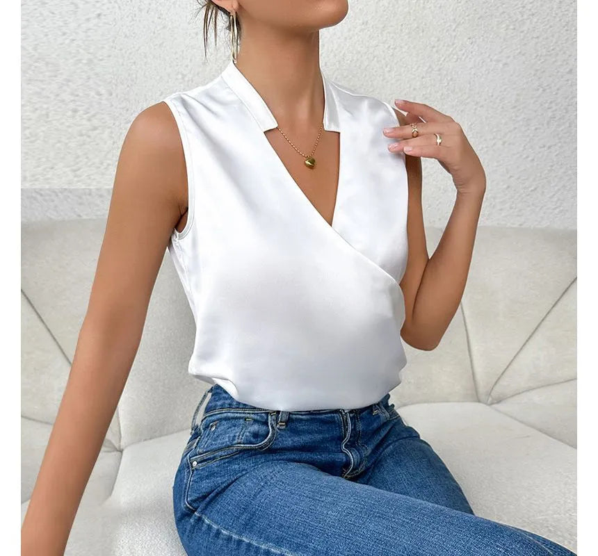 Judi | Elegant V-Neck Top