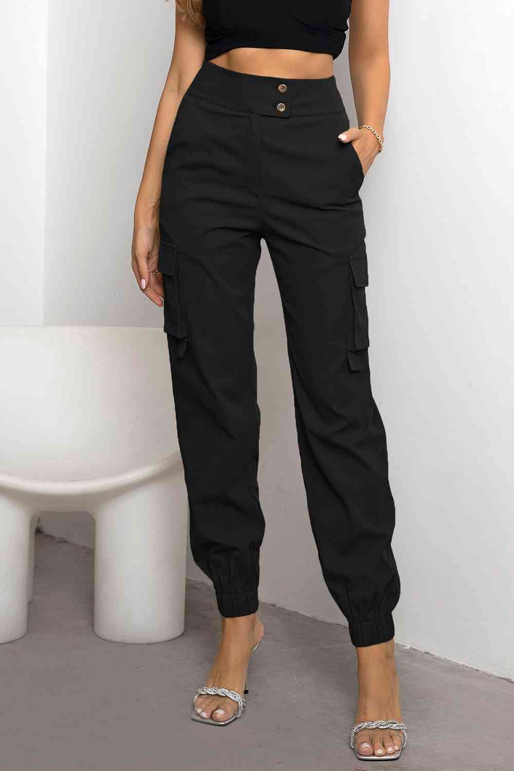 Trendy Cargo Pants for Women with Pockets and Slim Ankle Cuffs