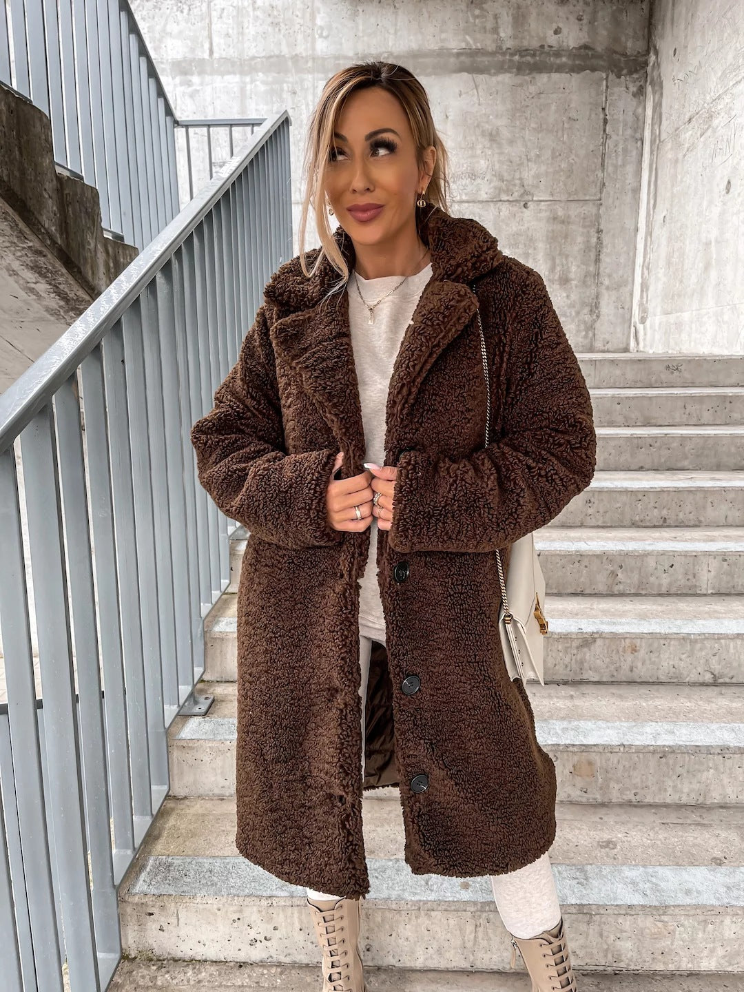 Luxe Oversized Dames Midi Teddy Jas met Knopen