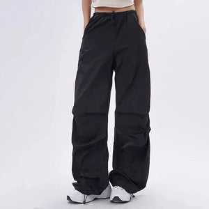 Oversized Hose Damen | Parachute-Streetwear & Verstellbare Passform