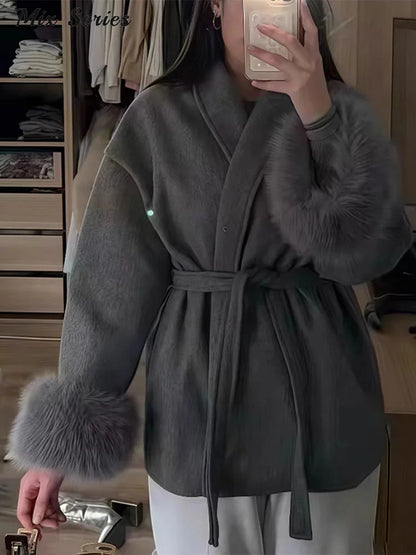 Dames Wollen Jas met Ceintuur en Faux Fur Manchetten