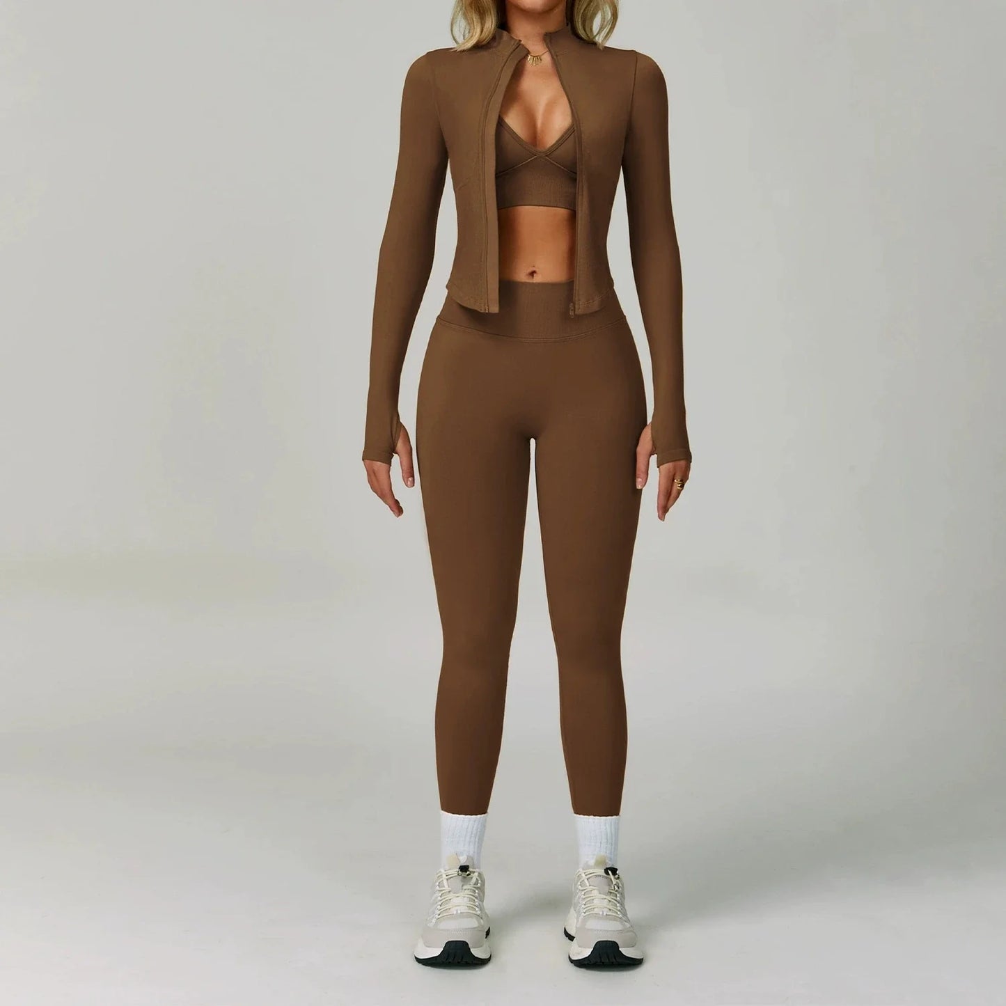 bruine sportset dames met high waist legging en sportjack