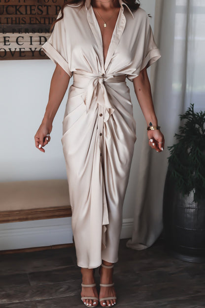 Sjaan | Strakke Knopen Midi Jurk