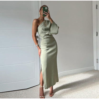 Mien | Elegante One-Shoulder Maxi Jurk met Flatterende Split