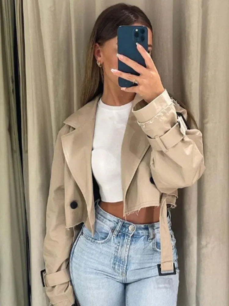 Jeeya | Cropped Trench Coat