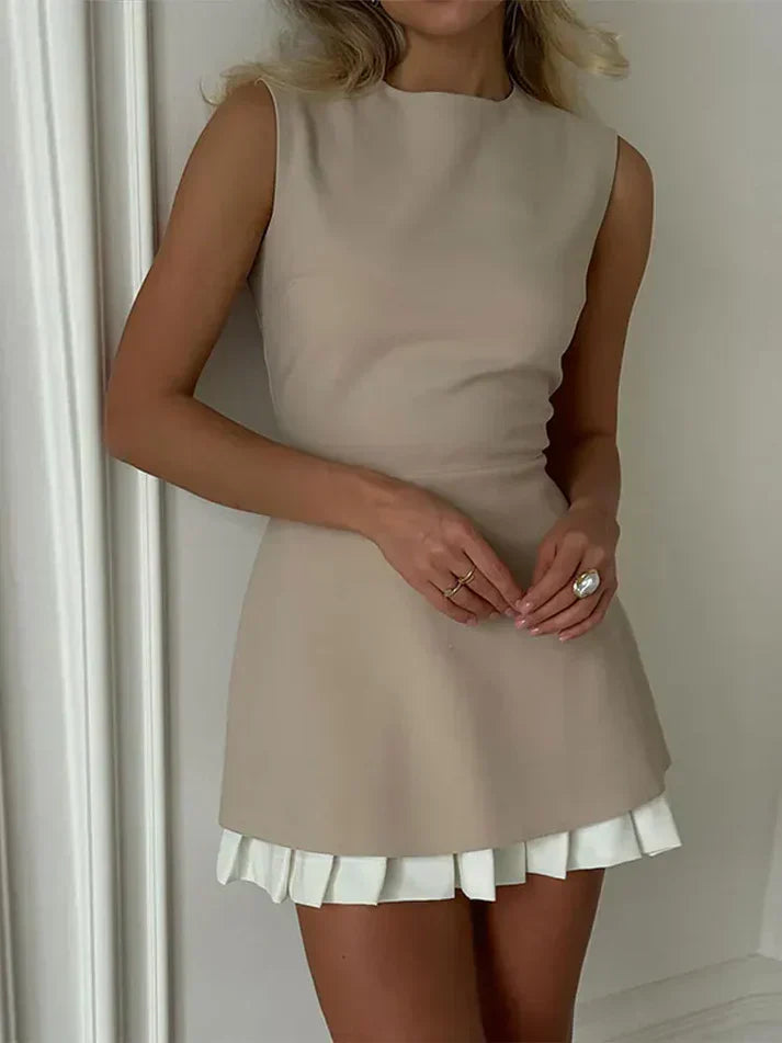 Caitriona | Elegant Pleated Dress