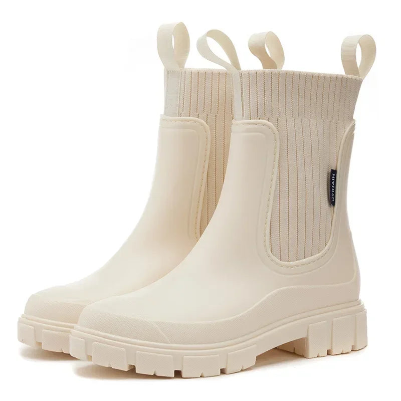 regenlaarzen instapmodel zonder veters of ritsen in creme