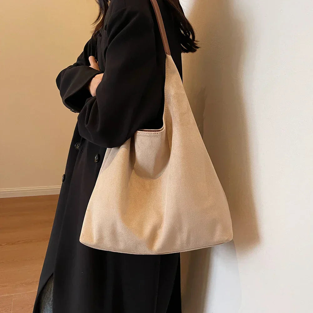 Suède Tote Bag