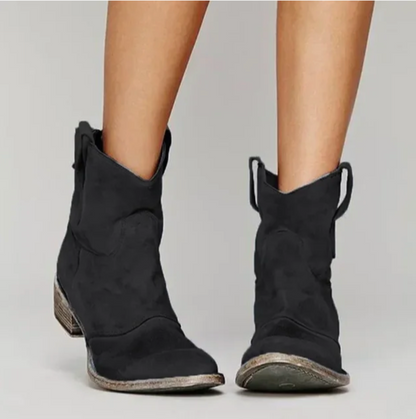 Carah | Western-Inspired Suède Enkellaarsjes