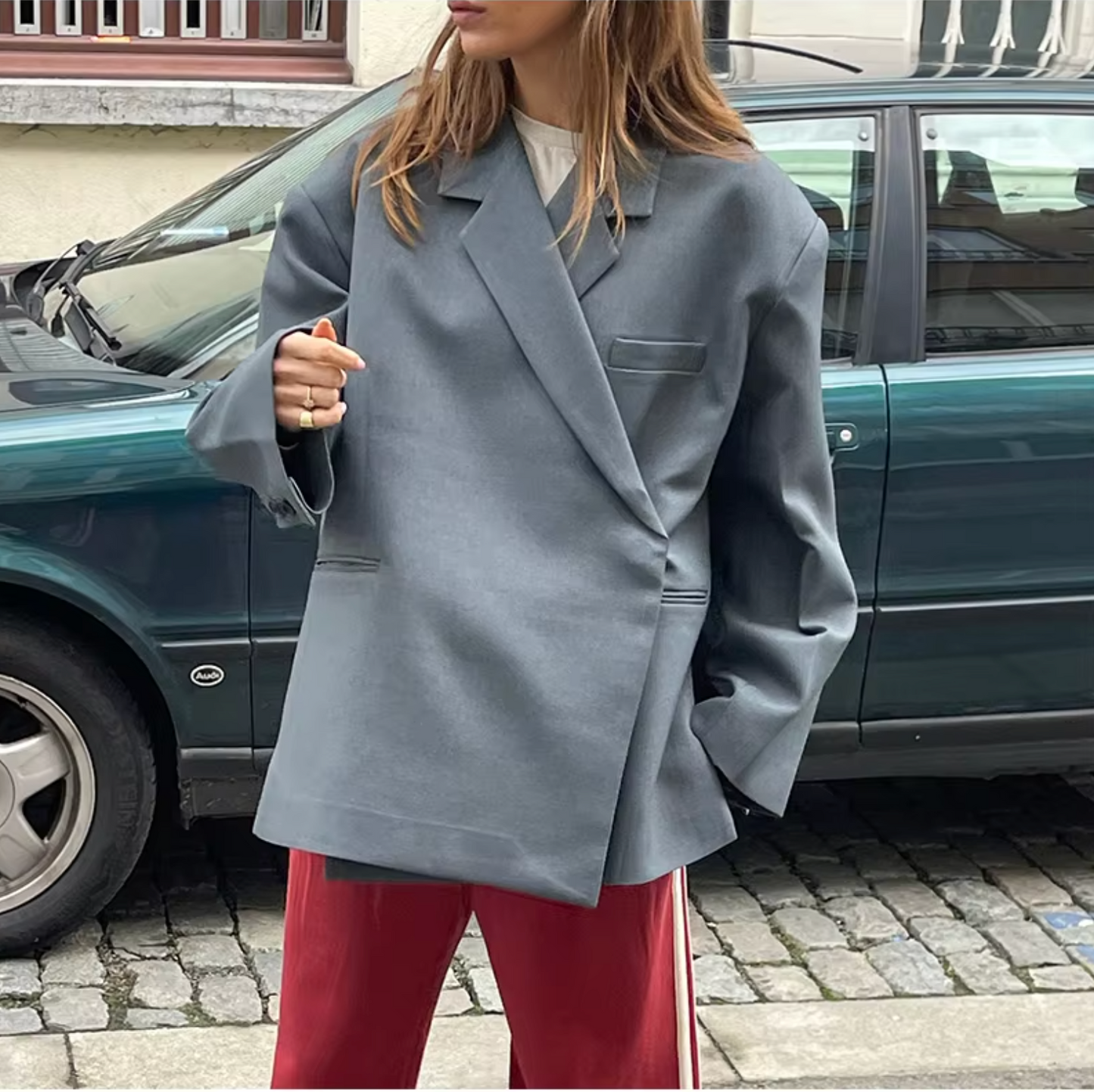 Oversized chique dames blazer met lange mouwen en knoopsluiting