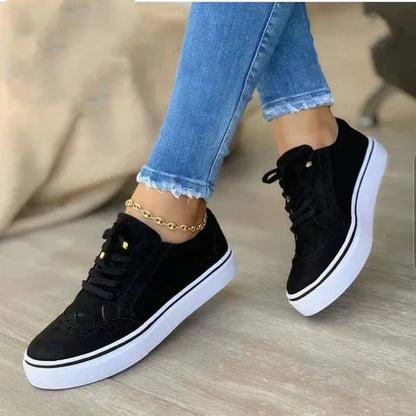 Comfortabele Suède Sneakers Voor Dames Met Vetersluiting