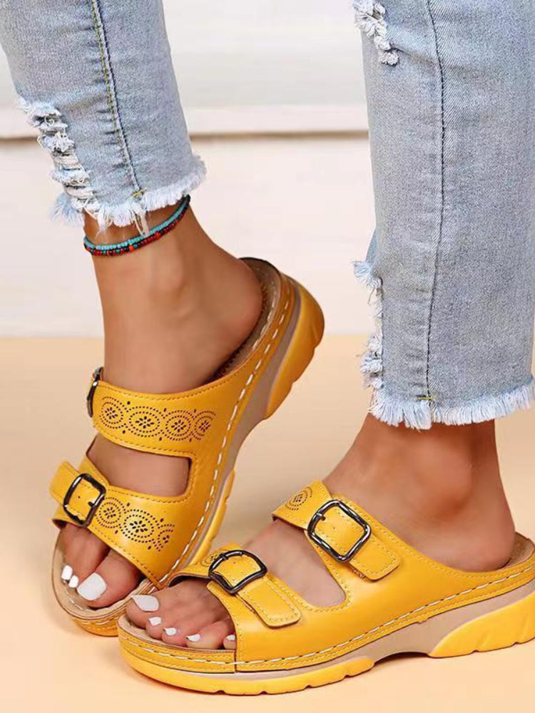Ortopedyczne damskie skórzane sandały z regulowanymi klamrami