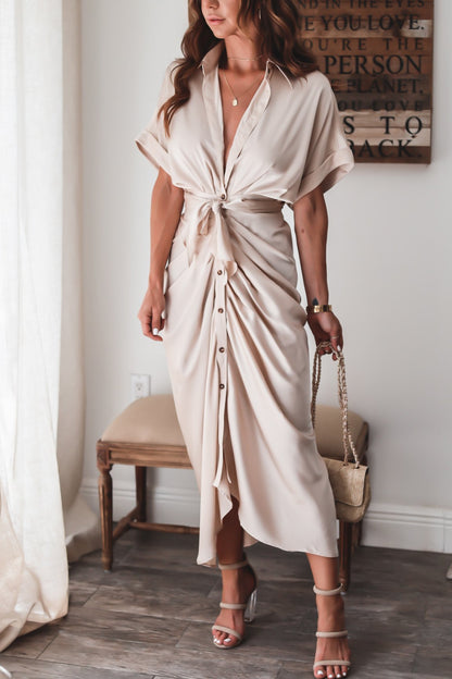 Sjaan | Strakke Knopen Midi Jurk