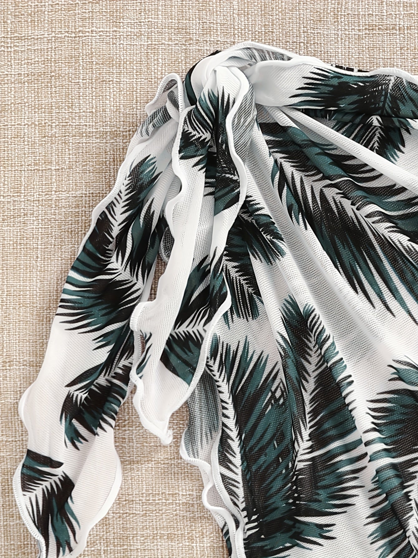 Leonia | Bikini Set met Palmenprint Sarong