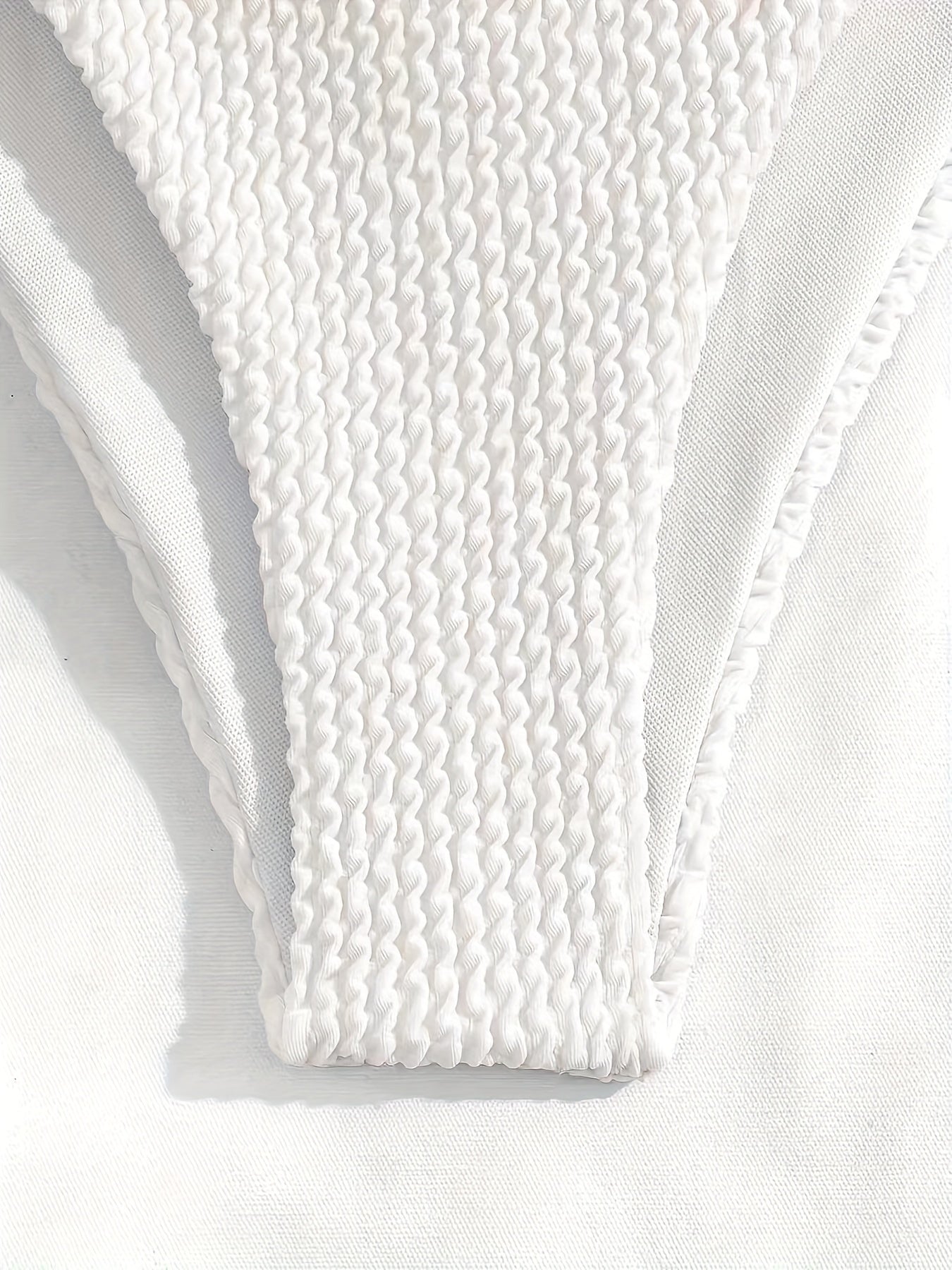 Mariessa | Minimalistische Bikiniset met Textuur en Triangel Top