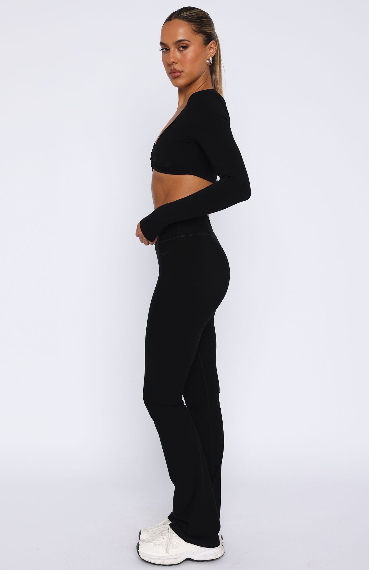 Stijlvolle Zwarte Dames Flared Legging met Hoge Taille