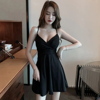 Valynn | Zomerse A-lijn Jurk met V-Hals en Spaghettibandjes