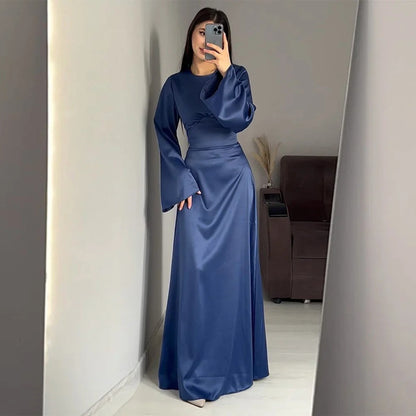 Elegante chique dames maxi jurk met lange mouwen en getailleerde pasvorm