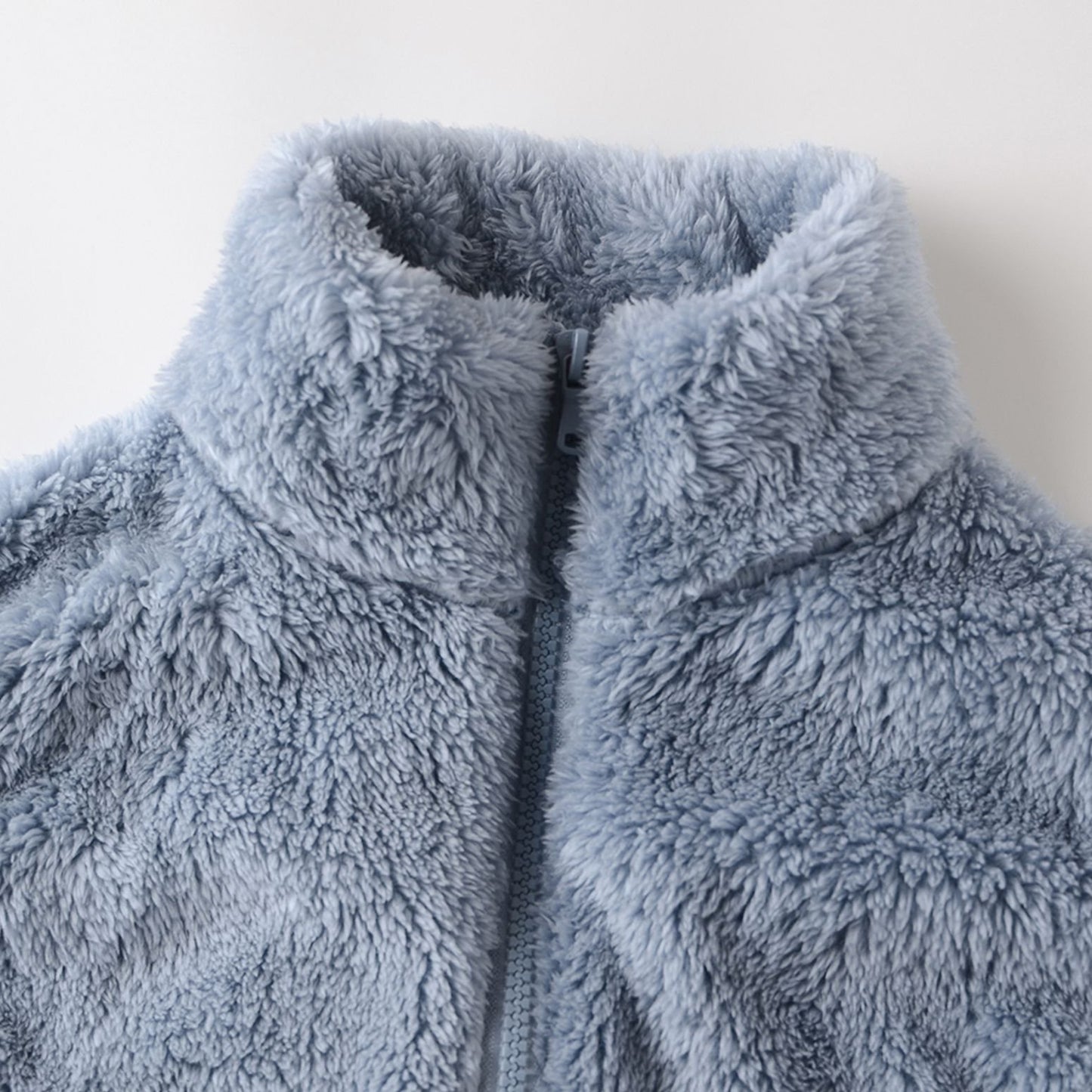 Ciepła damska kamizelka teddy z zamkiem i wysokim kołnierzem