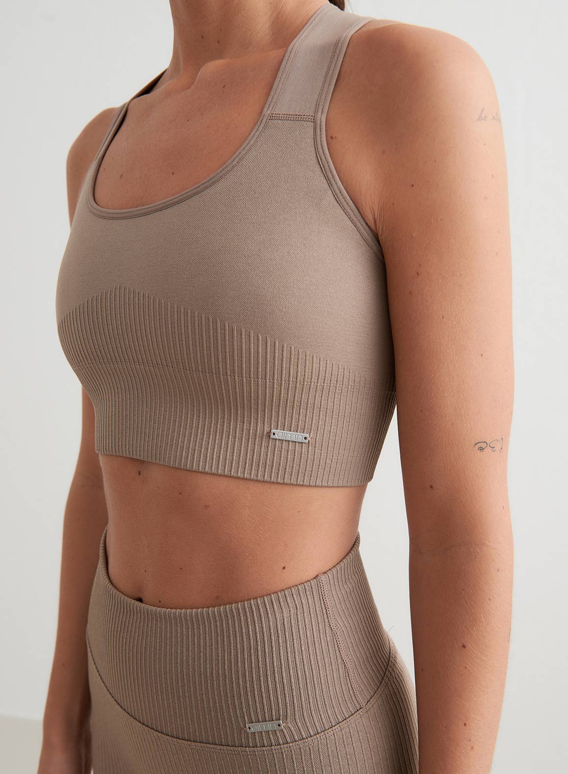 Larissa | High Support Ribbed Sports Bra
