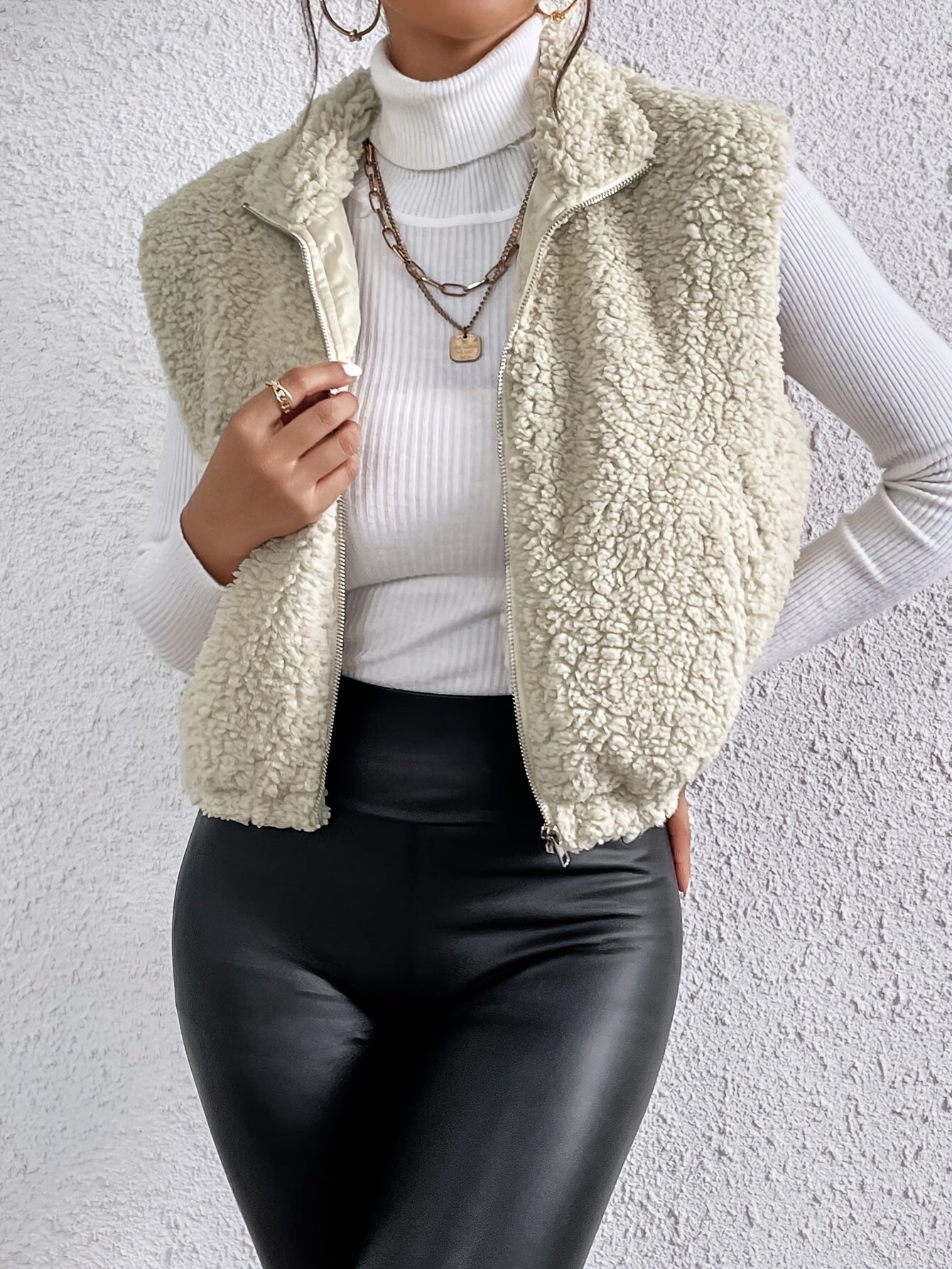Warme teddy dames bodywarmer met rits en hoge kraag