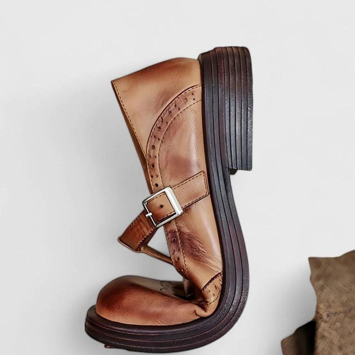 Cecilia | Women's Vintage Brogue Leather T-Strap Shoes Buckle Flats