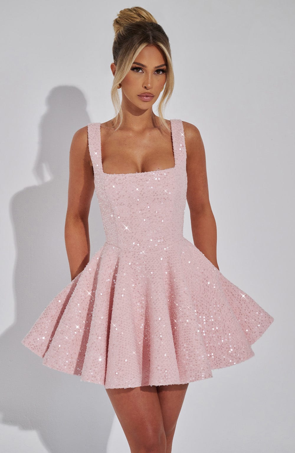 Feestjurk Met Pailletten En Grote Strik Mini Jurk Voor Dames