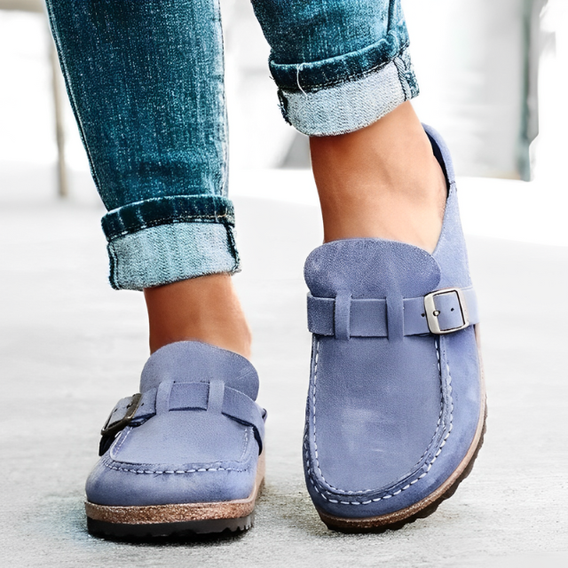 Fien | Comfortabele Instappers met Gespsluiting