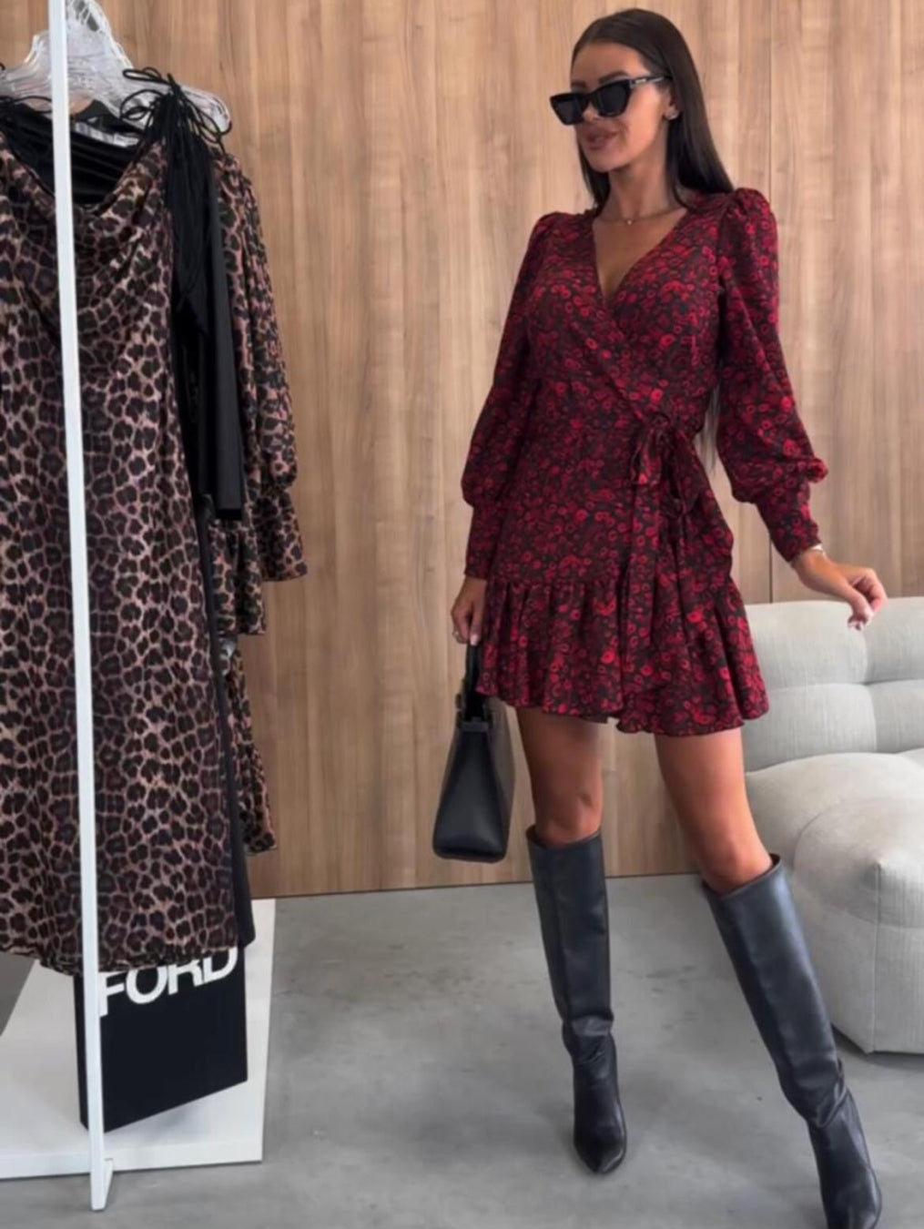 Party Mini Jurk Met Wikkelmodel En Lange Mouwen