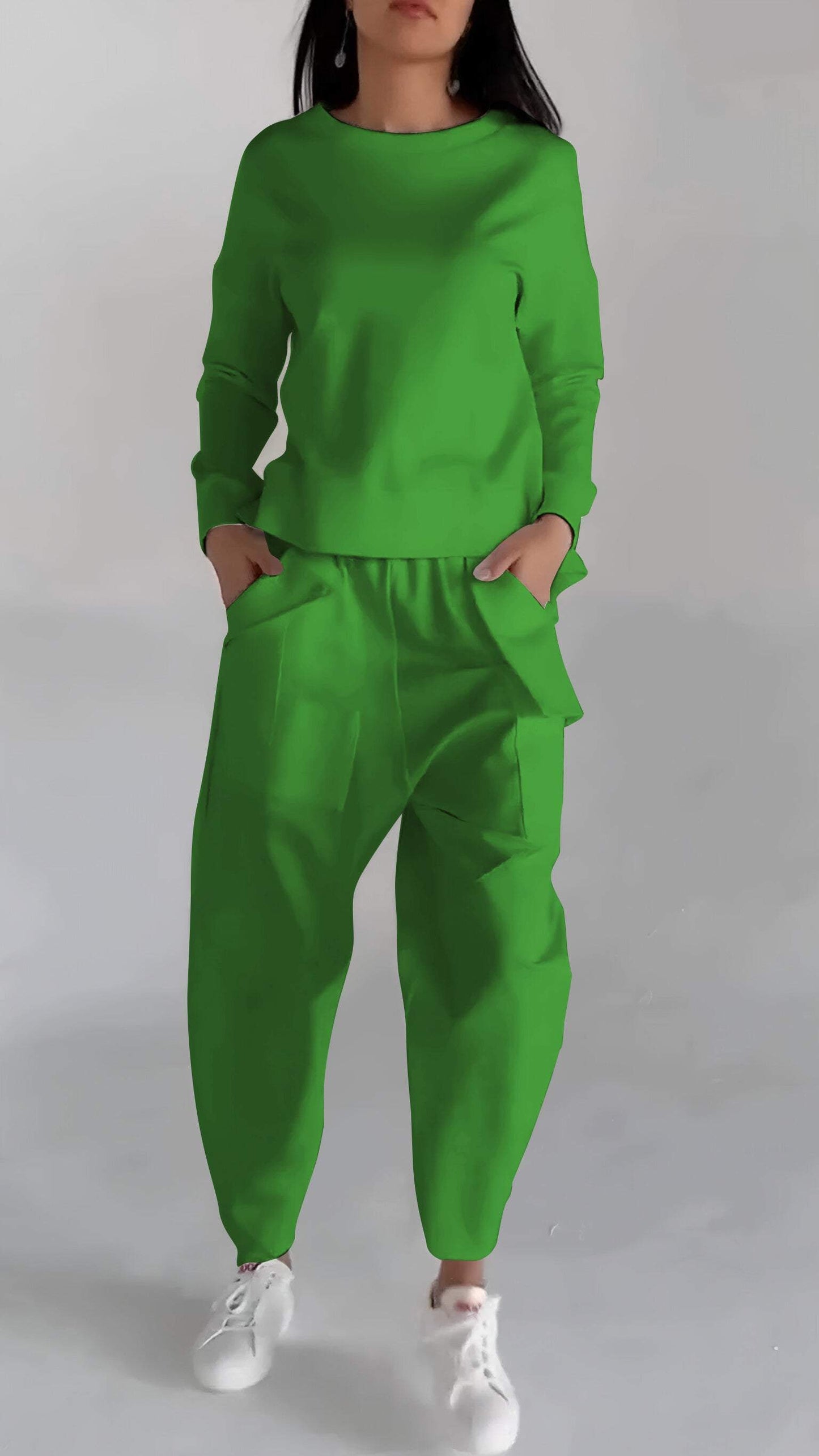 Trendy functionele dames set met lichte sweater look