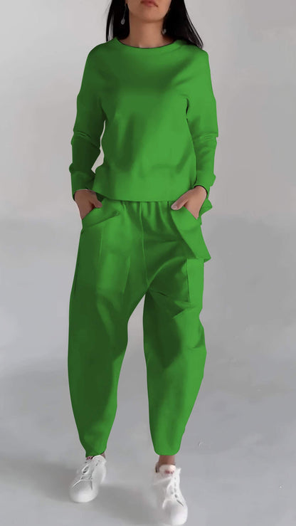 Trendy functionele dames set met lichte sweater look