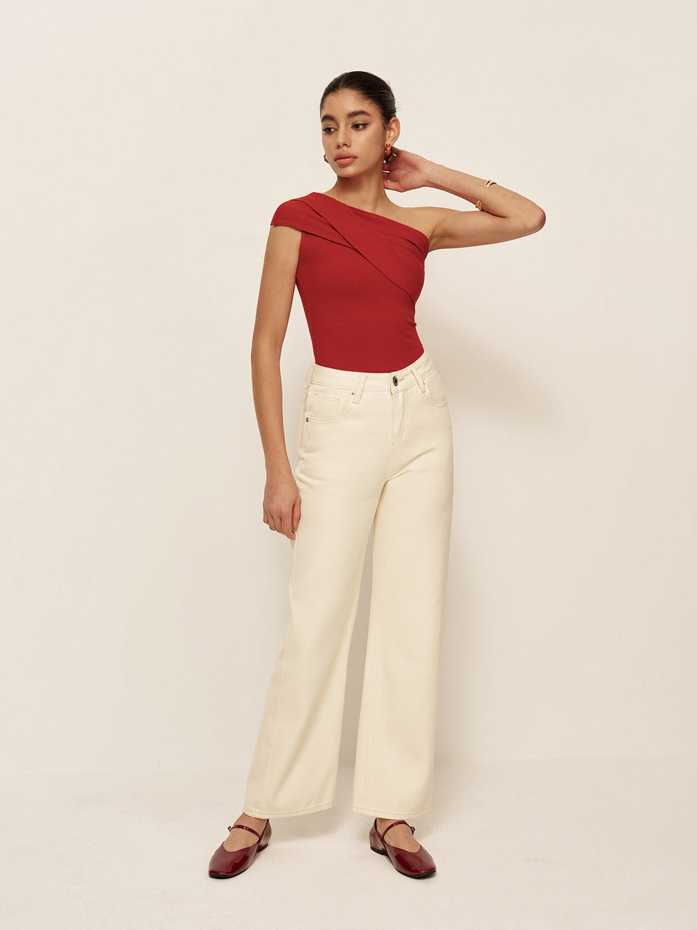 Becka | Elegante One-Shoulder Top