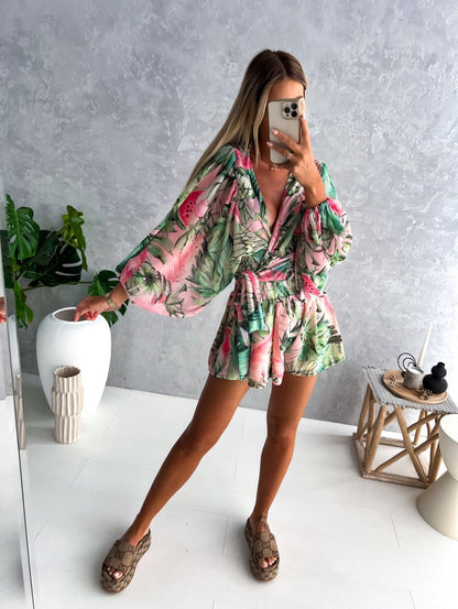Floortje | Zwierige Playsuit met Tropische Print en Kimono Mouwen