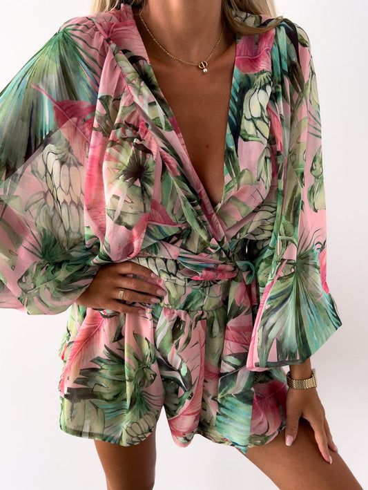 Floortje | Zwierige Playsuit met Tropische Print en Kimono Mouwen