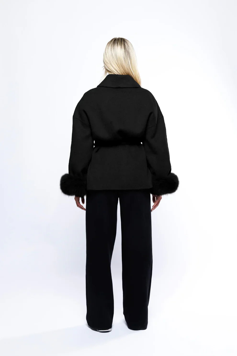 Dames Wollen Jas met Ceintuur en Faux Fur Manchetten