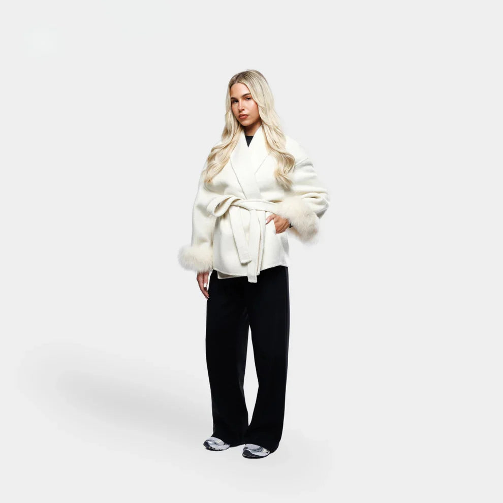 Dames Wollen Jas met Ceintuur en Faux Fur Manchetten