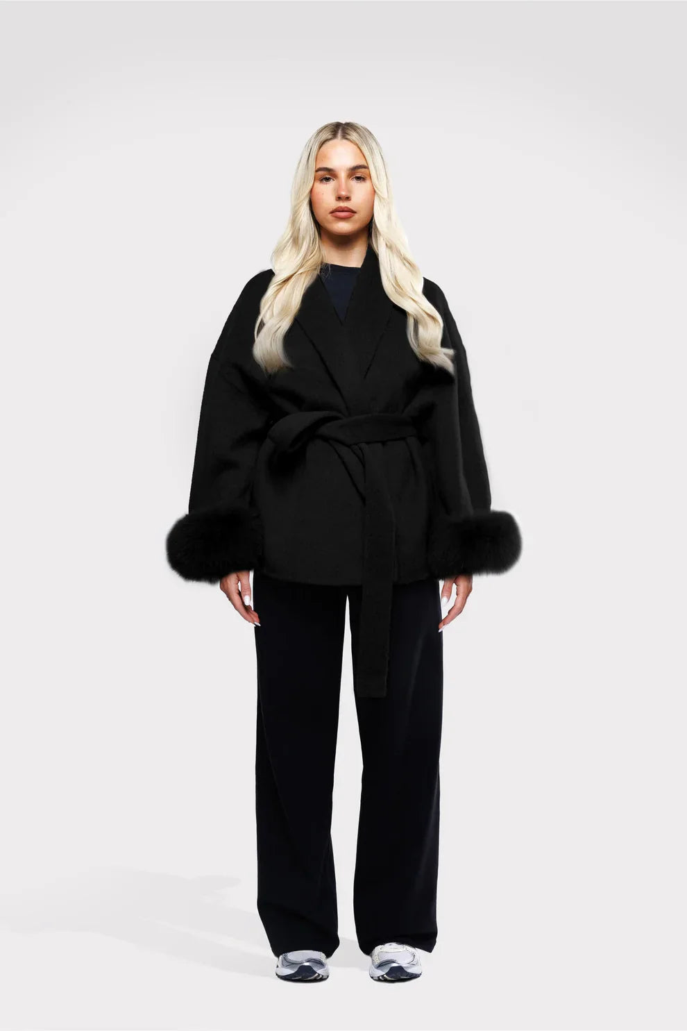 Dames Wollen Jas met Ceintuur en Faux Fur Manchetten